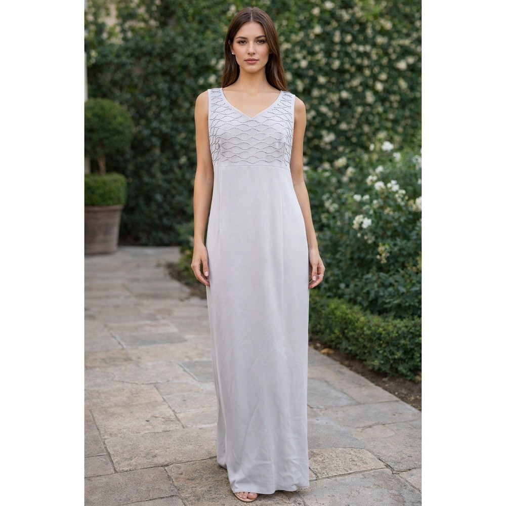 After Dark Evening Dress Women's Size 12 V-Neck Silver Beaded Bodice Formal Prom